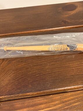 Vintage (1997) Milwaukee Brewers Bat Pen New Sealed 8 Inch